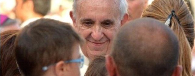 Numero especial de Familia y Vida con 35 textos de Bergoglio